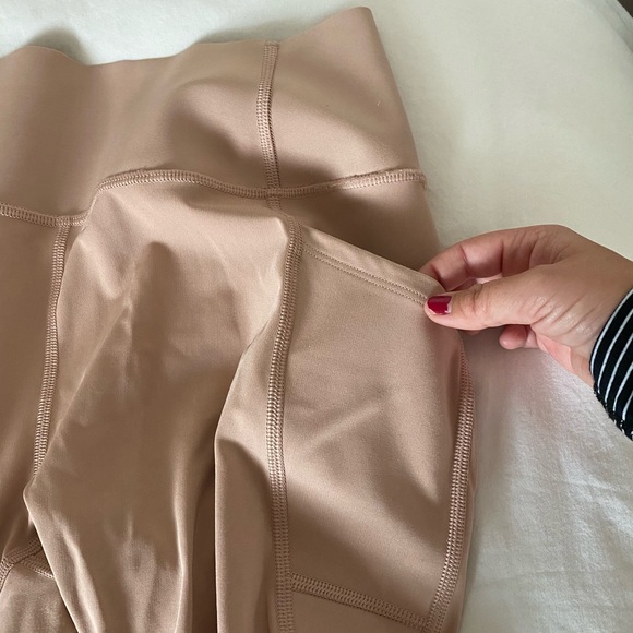 Women’s Yoga Pants - Picture 4 of 5